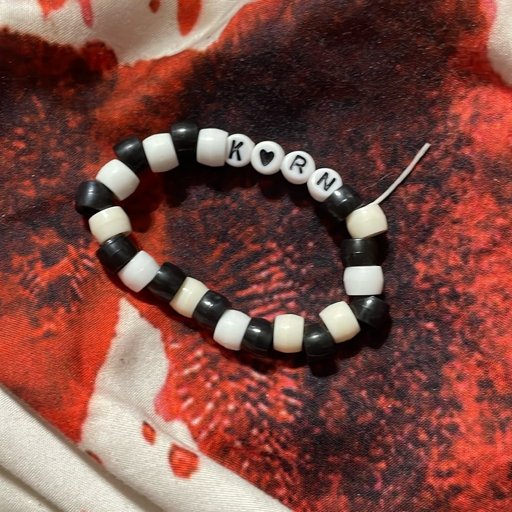 Korn bracelet